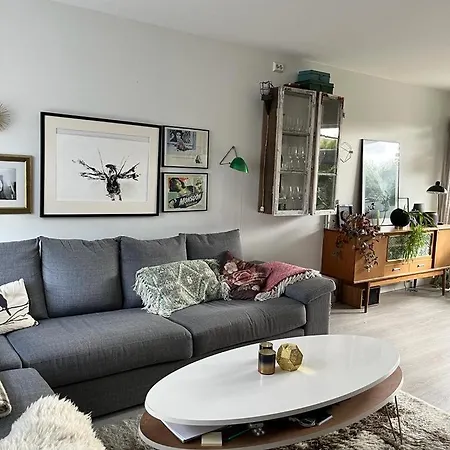 Charming, Spacious Family Near Center Stavanger