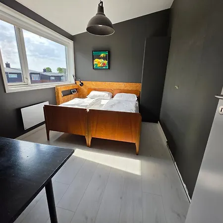 Charming, Spacious Family Near Center Vakantiehuis Stavanger